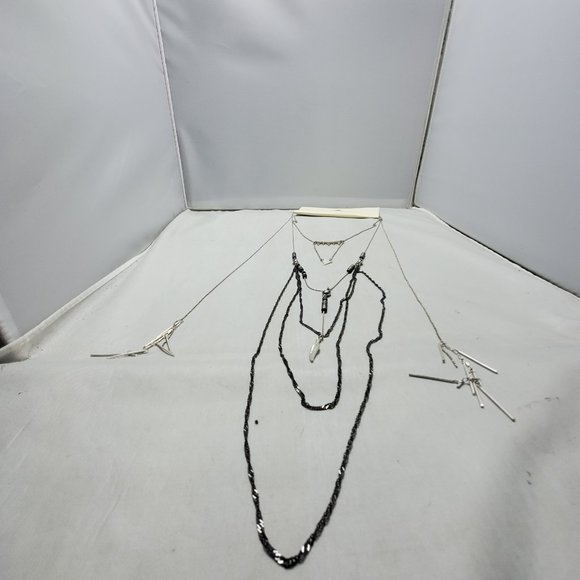 BKE silver layered necklace with stones - Picture 5 of 12